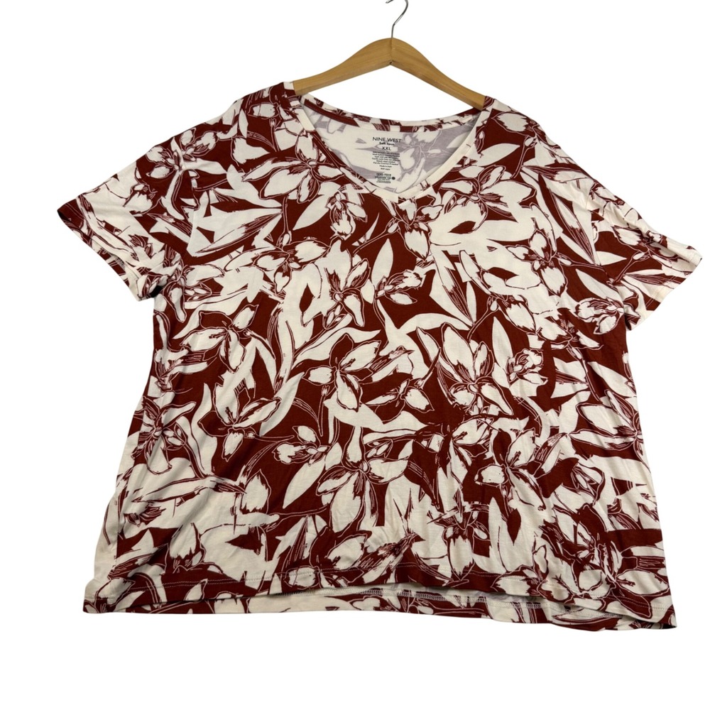 Nine West Soft Spun V-Neck Tee XXL Terracotta Floral Short Sleeve Knit Top NEW